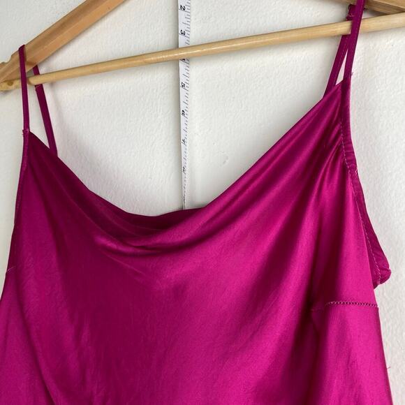 Bella Dahl Cowl Neck Cami Size XS Rich Magenta Pink Satin Going Out Date Night - Picture 5 of 11